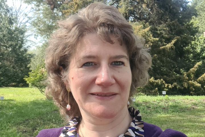Elvira Bakker
